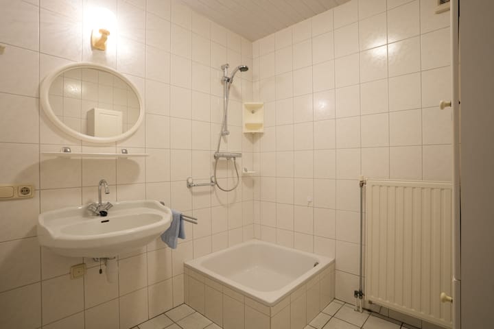 Photo 12 of Hilleshagerweg 19-A