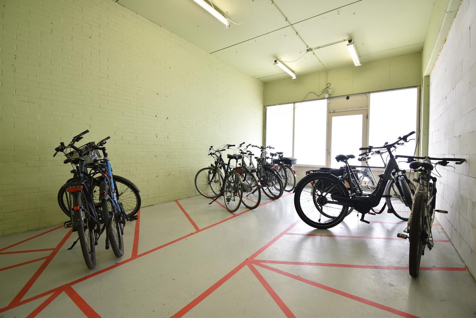 Foto 21 van Hageweg "'t Centrum" 2