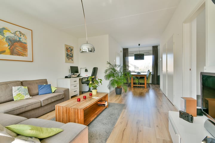 Foto 11 van Franz Lehárlaan 12