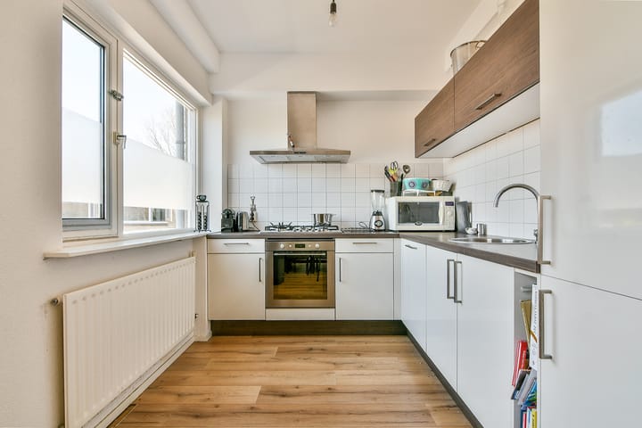 Foto 13 van Franz Lehárlaan 12