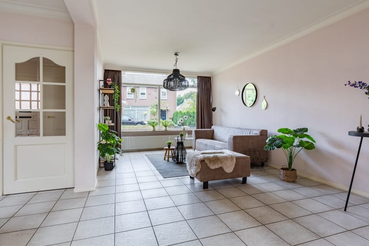 Foto 10 van Margrietstraat 3