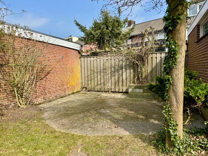 Foto 44 van Margrietstraat 3