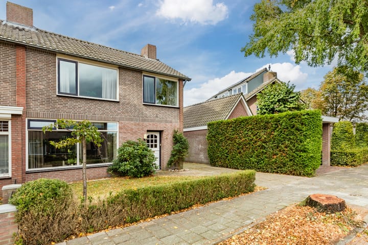 Foto 48 van Margrietstraat 3