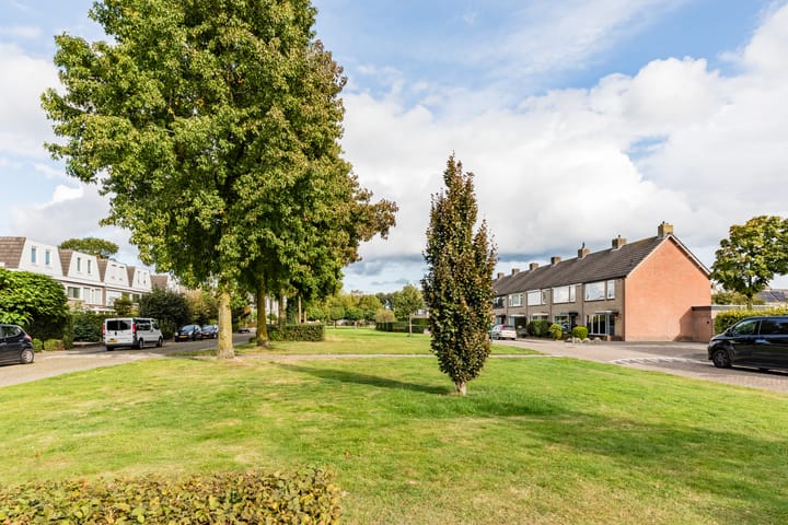 Foto 51 van Margrietstraat 3