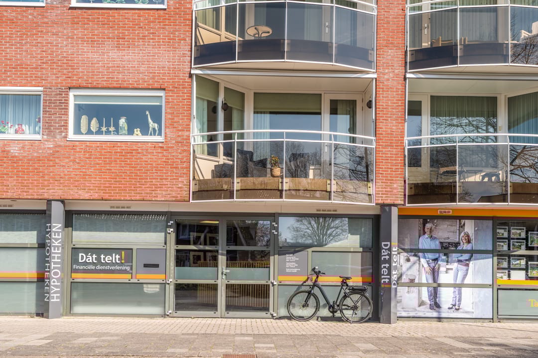 Photo 8 of Nassaustraat 37-A3