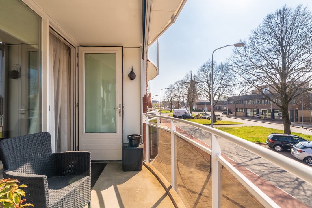 Photo 37 of Nassaustraat 37-A3