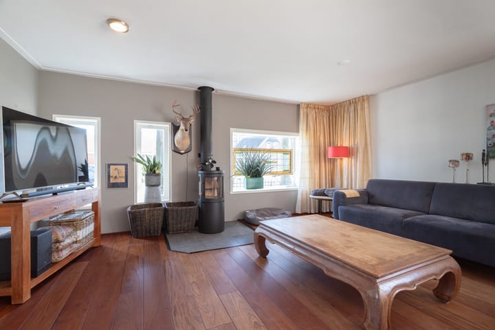 Foto 20 van Hoofdweg 49-I