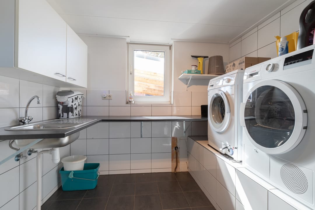 Foto 28 van Hoofdweg 49-I