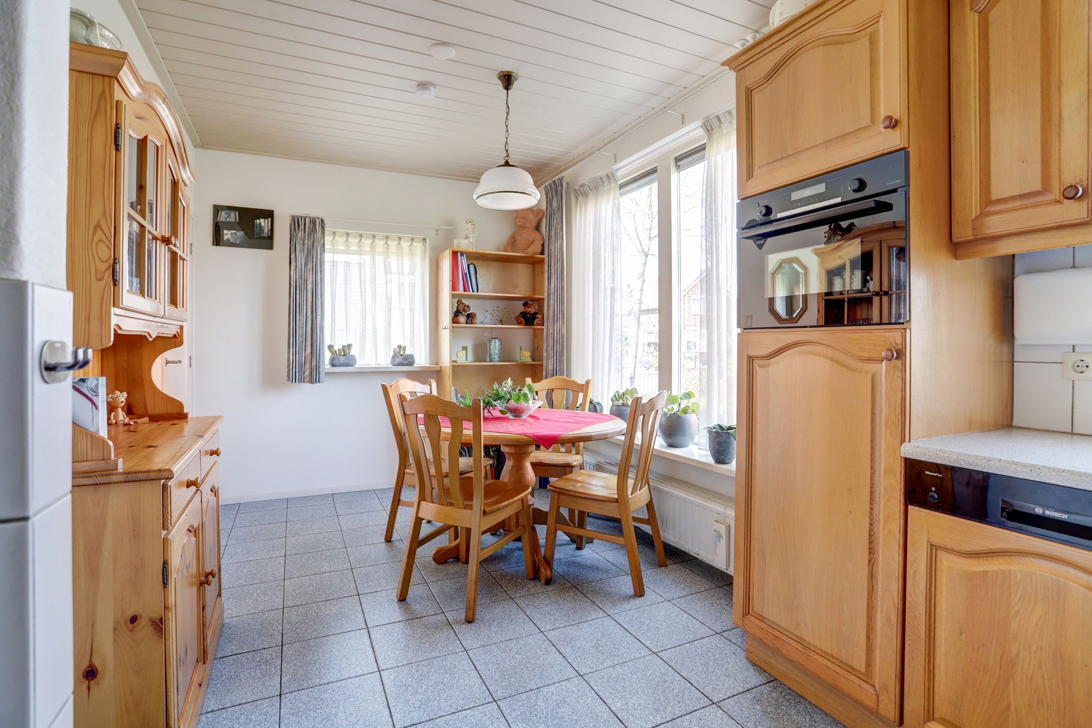 Foto 24 van Ledeackersestraat 2