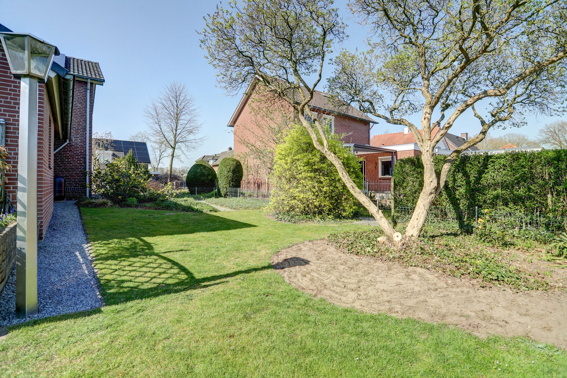 Foto 42 van Ledeackersestraat 2