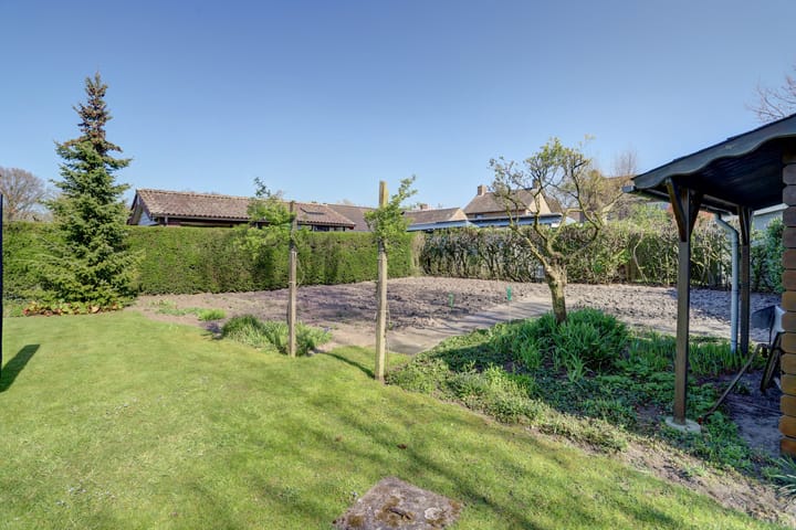 Foto 44 van Ledeackersestraat 2