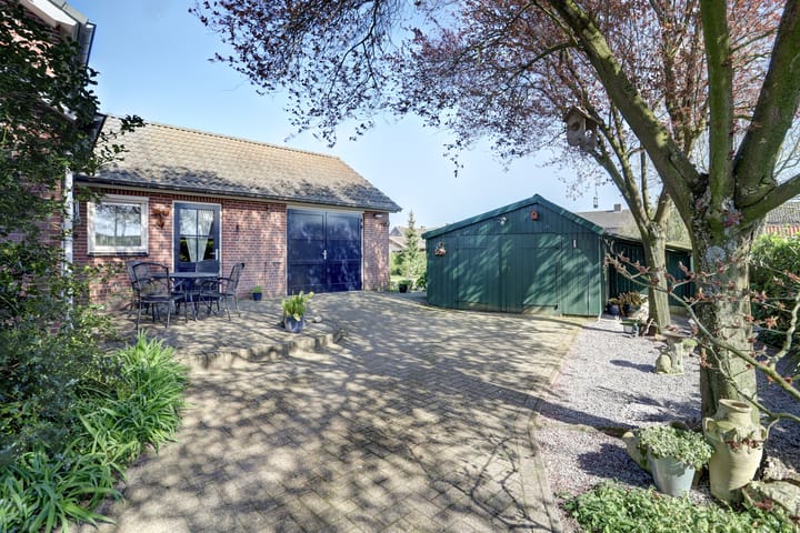 Foto 51 van Ledeackersestraat 2