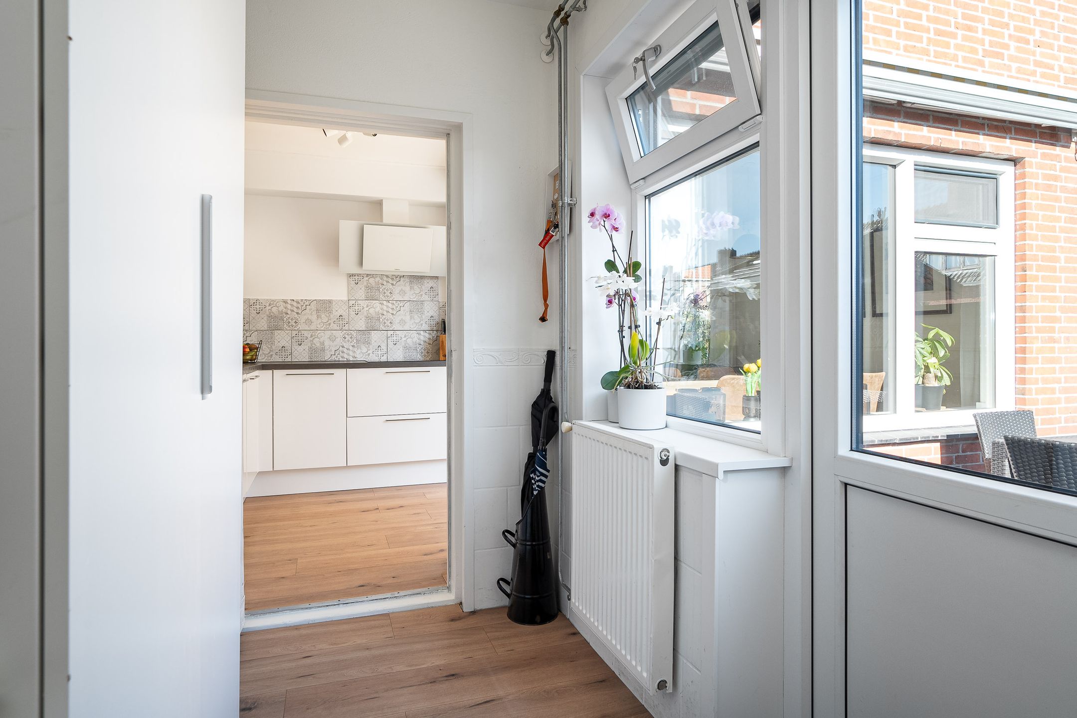 Foto 21 van Warmoezenierstraat 36