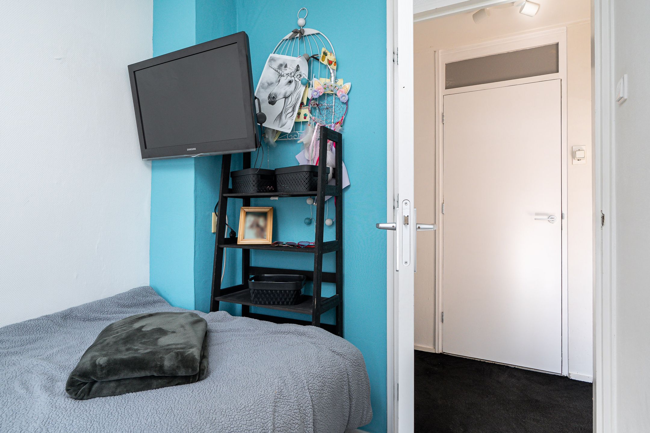 Foto 36 van Warmoezenierstraat 36