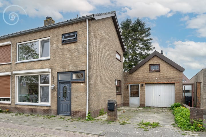Zuiddijk 15