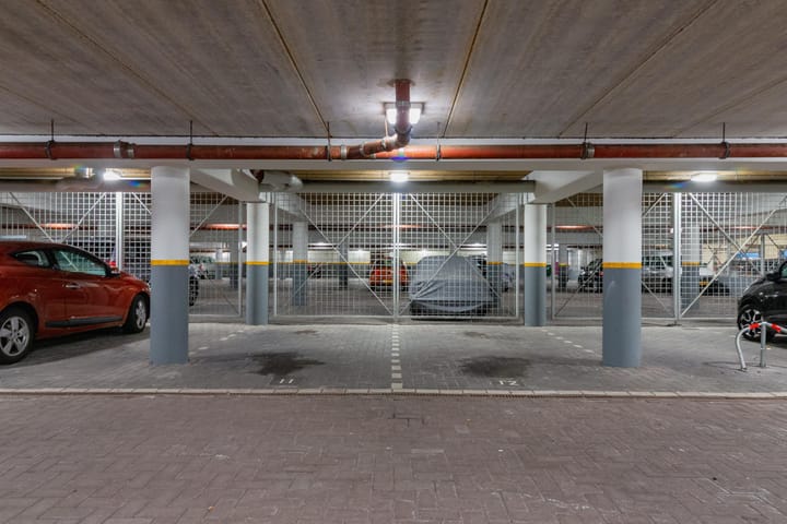 Photo 11 of Lage Nieuwstraat 323