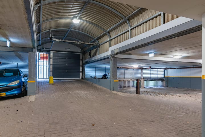 Photo 13 of Lage Nieuwstraat 323