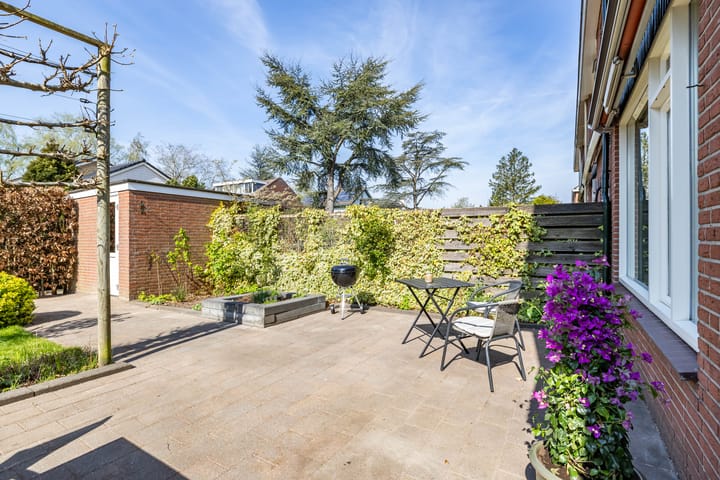 Foto 31 van Van Veldekelaan 14