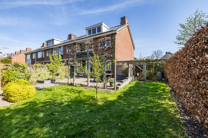 Foto 35 van Van Veldekelaan 14