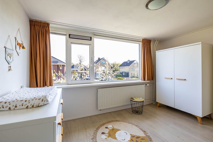 Foto 48 van Van Veldekelaan 14