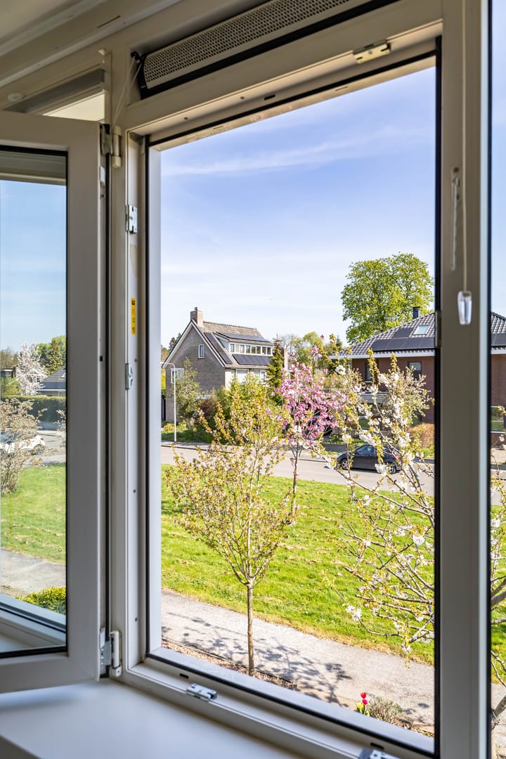 Foto 49 van Van Veldekelaan 14