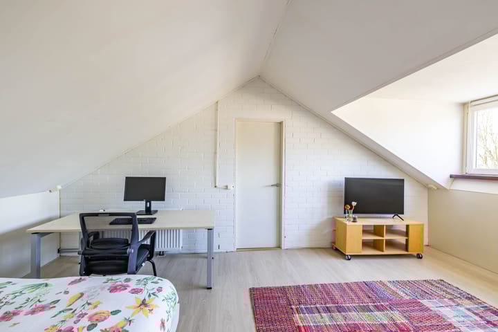 Foto 63 van Van Veldekelaan 14