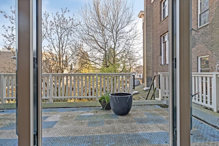 Foto 16 van Tuinlaan 84