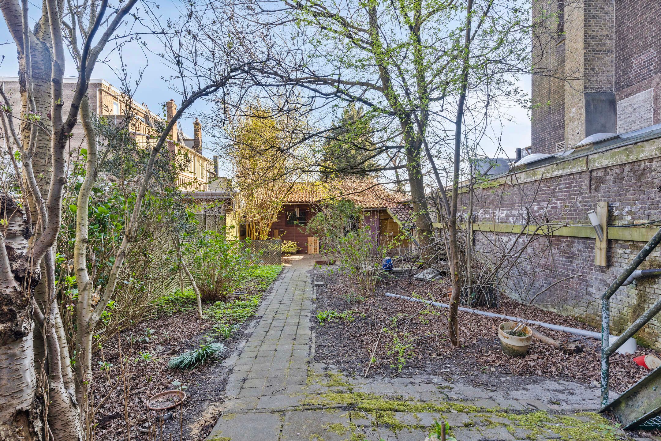 Foto 36 van Tuinlaan 84