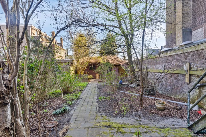 Foto 36 van Tuinlaan 84