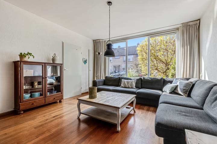 Foto 2 van Dahliastraat 7