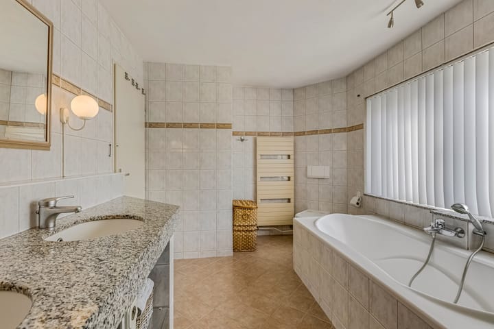 Foto 20 van Dahliastraat 7