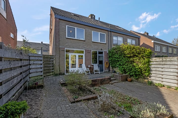 Foto 27 van Dahliastraat 7