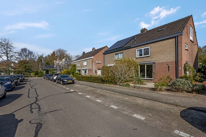 Foto 31 van Dahliastraat 7