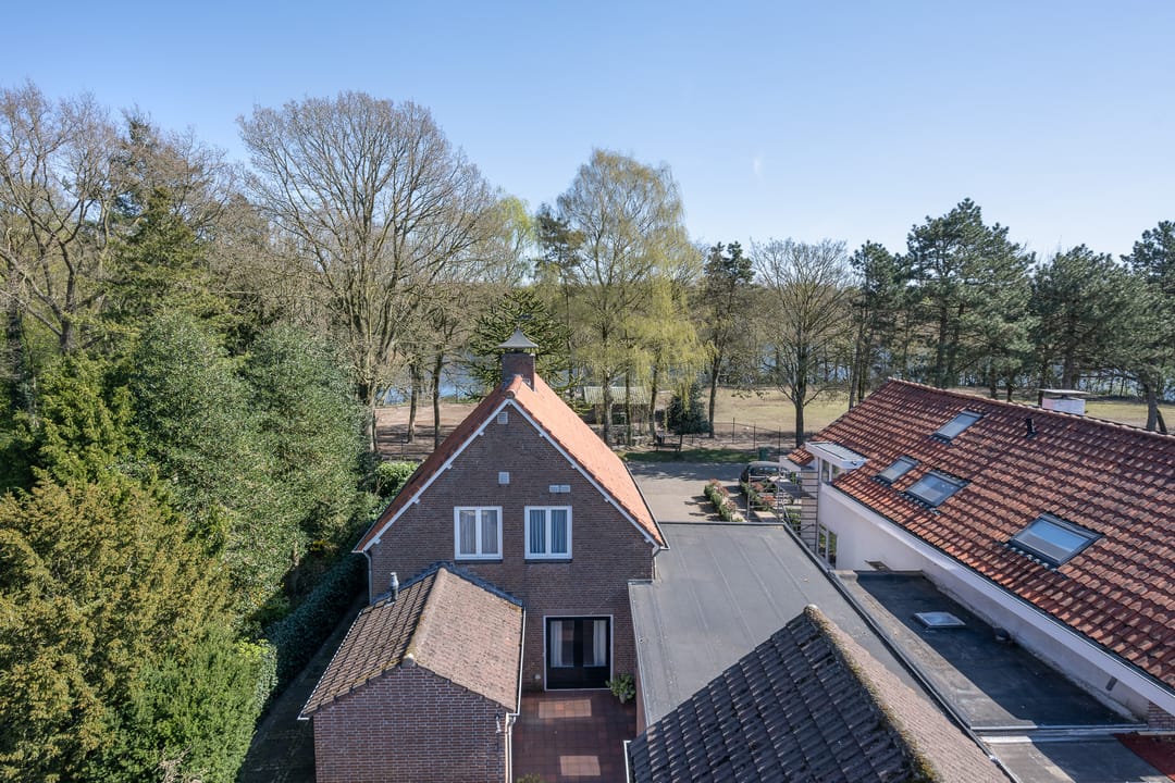 Photo 2 of Badweg 26