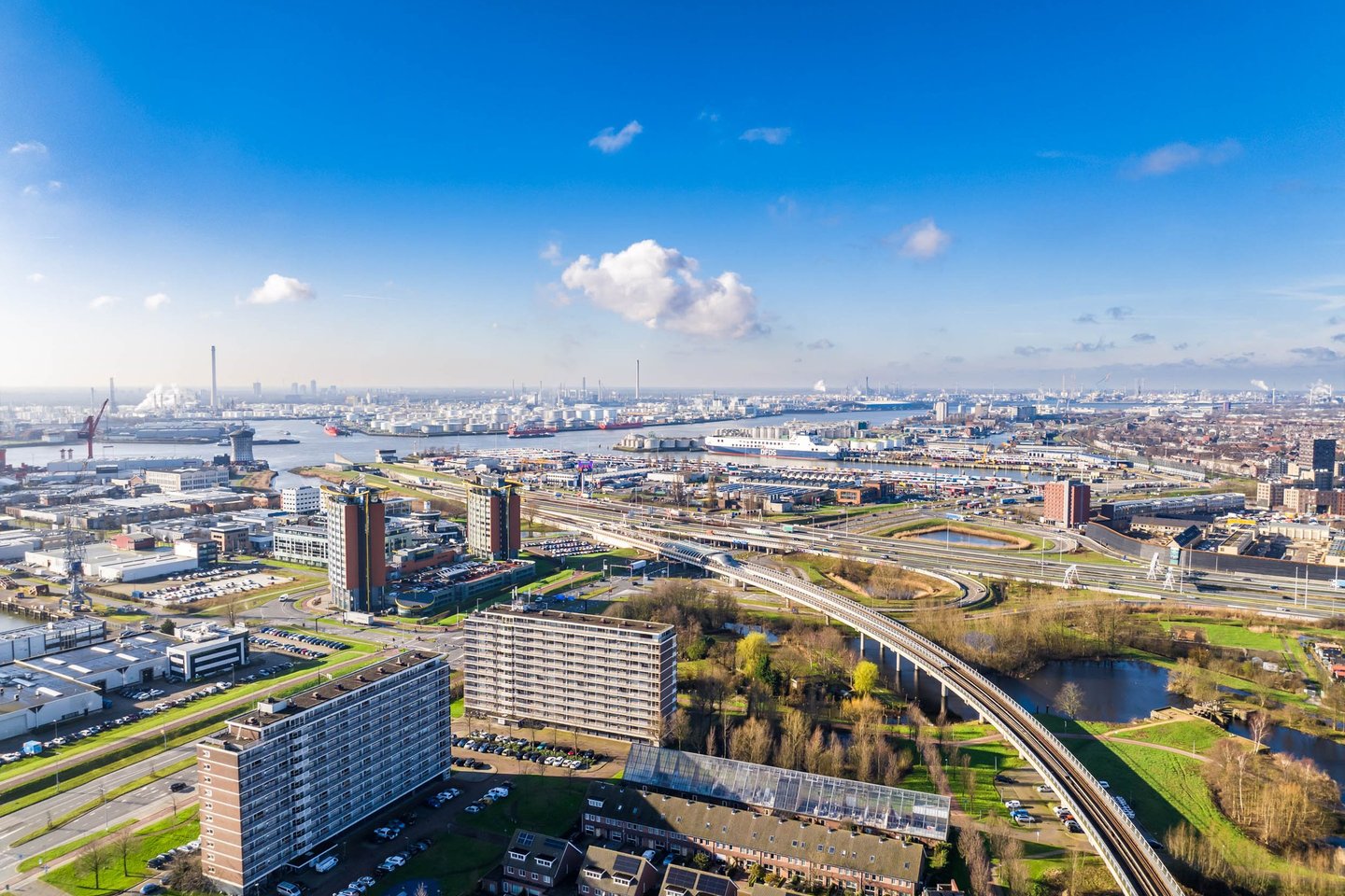 Bekijk foto 3 van Karel Doormanweg 48