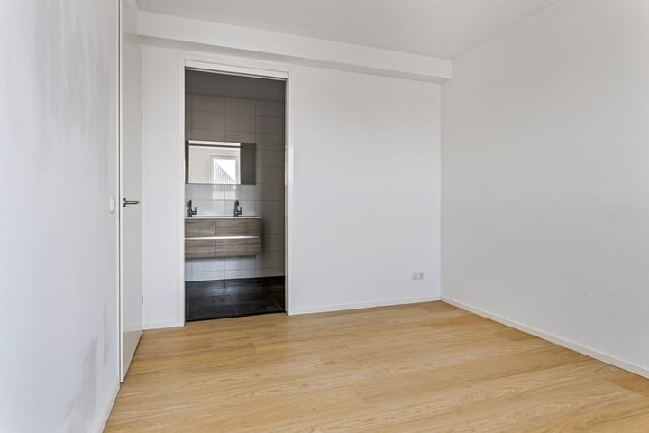 Foto 19 van Ike Buorren 17