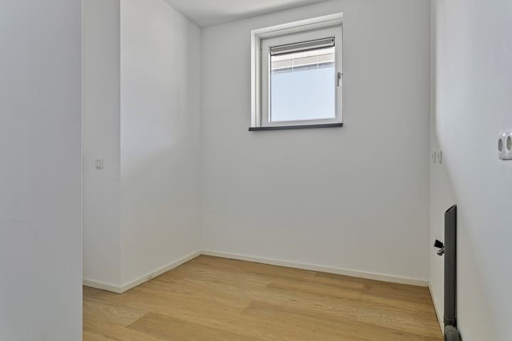 Foto 25 van Ike Buorren 17