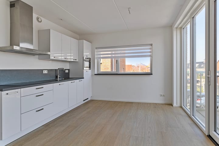 Foto 30 van Ike Buorren 17