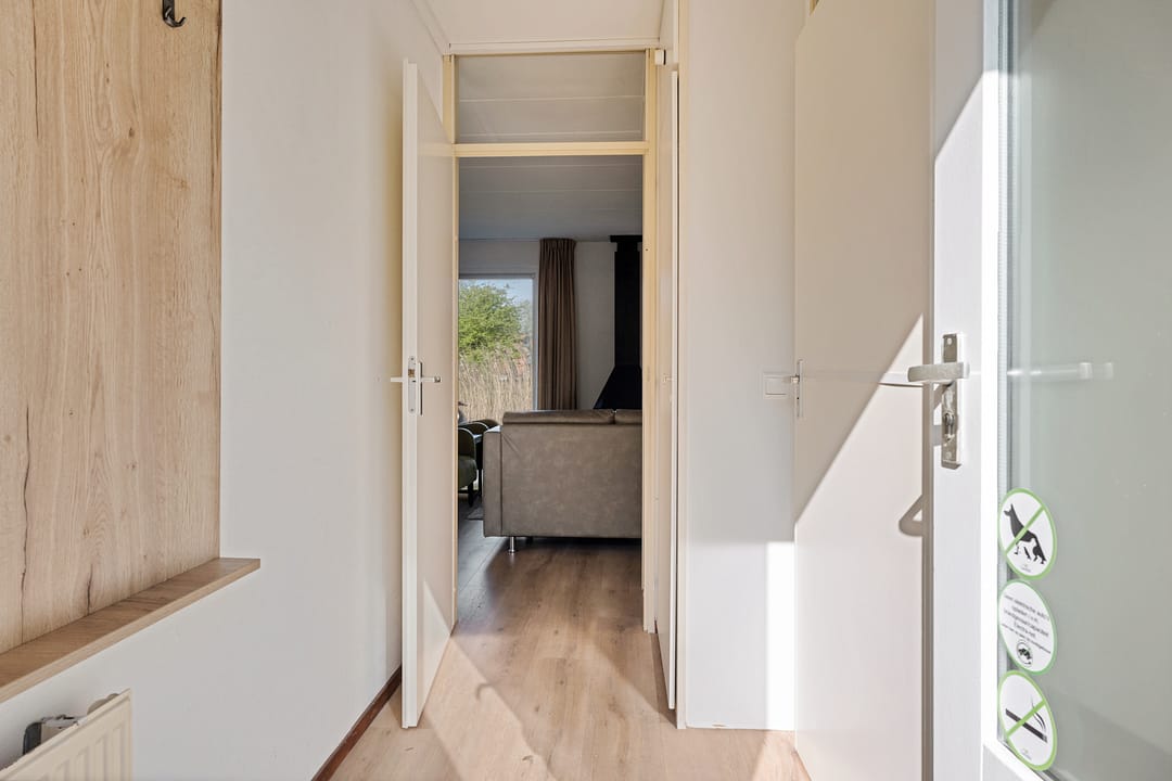 Photo 8 of De Rug 3-102