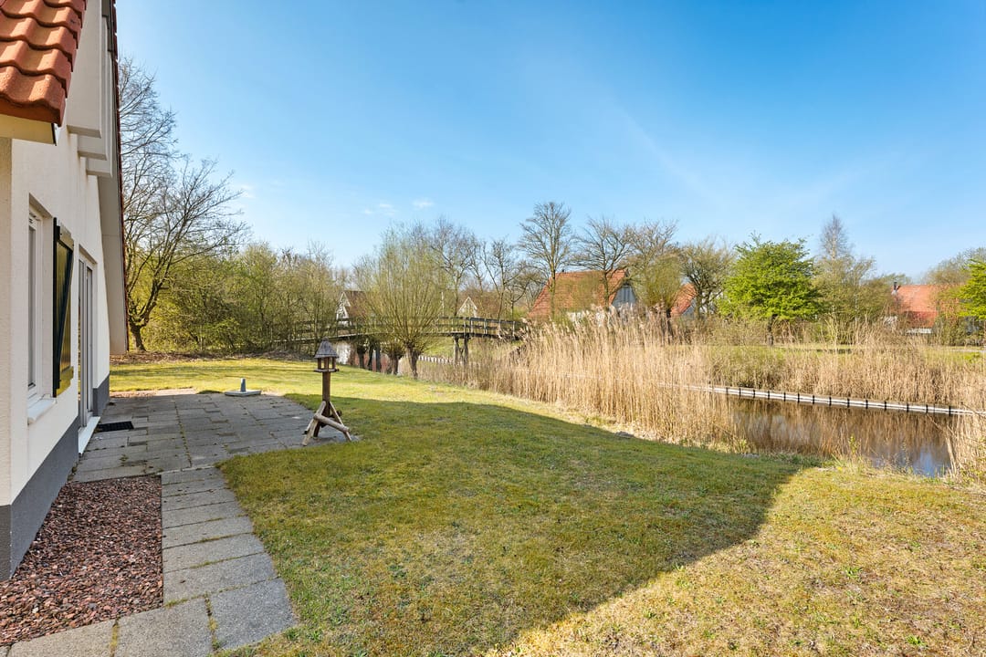 Photo 28 of De Rug 3-102