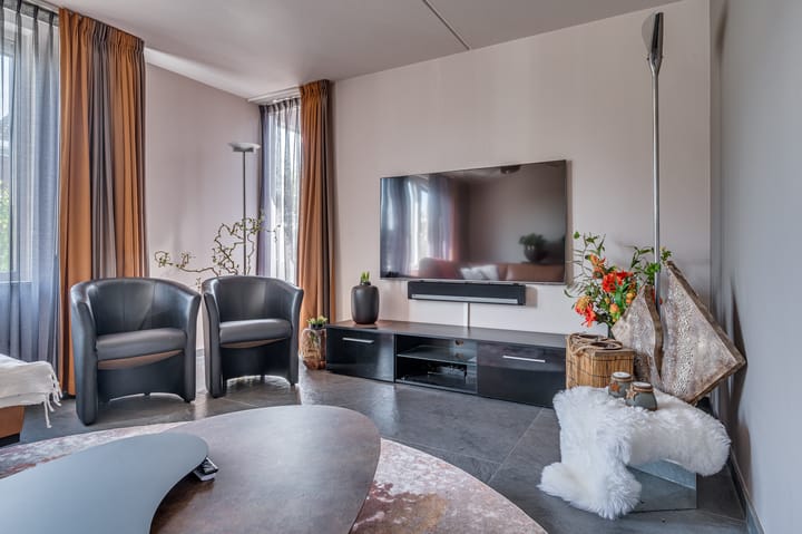 Foto 6 van Reuveltweg 70