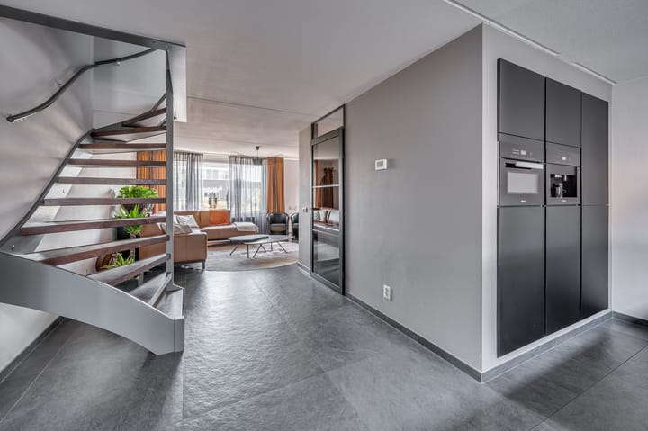 Foto 20 van Reuveltweg 70