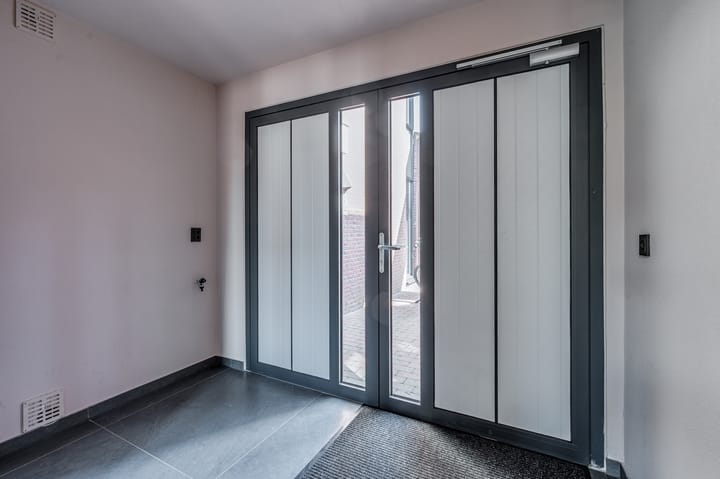 Foto 23 van Reuveltweg 70