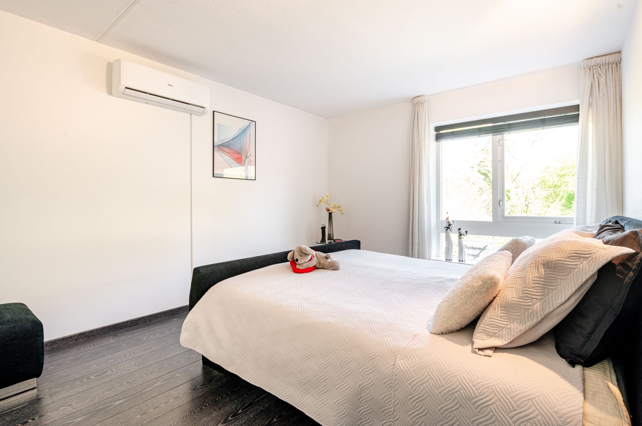 Photo 3 of Karveel 07 57