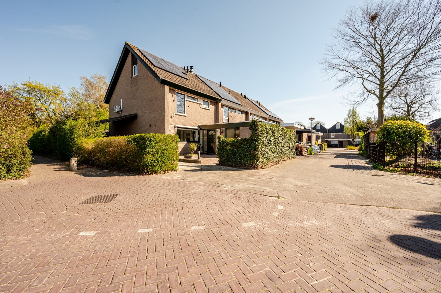 Photo 5 of Karveel 07 57