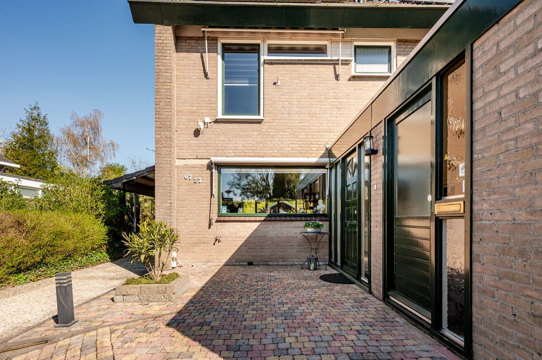 Photo 7 of Karveel 07 57