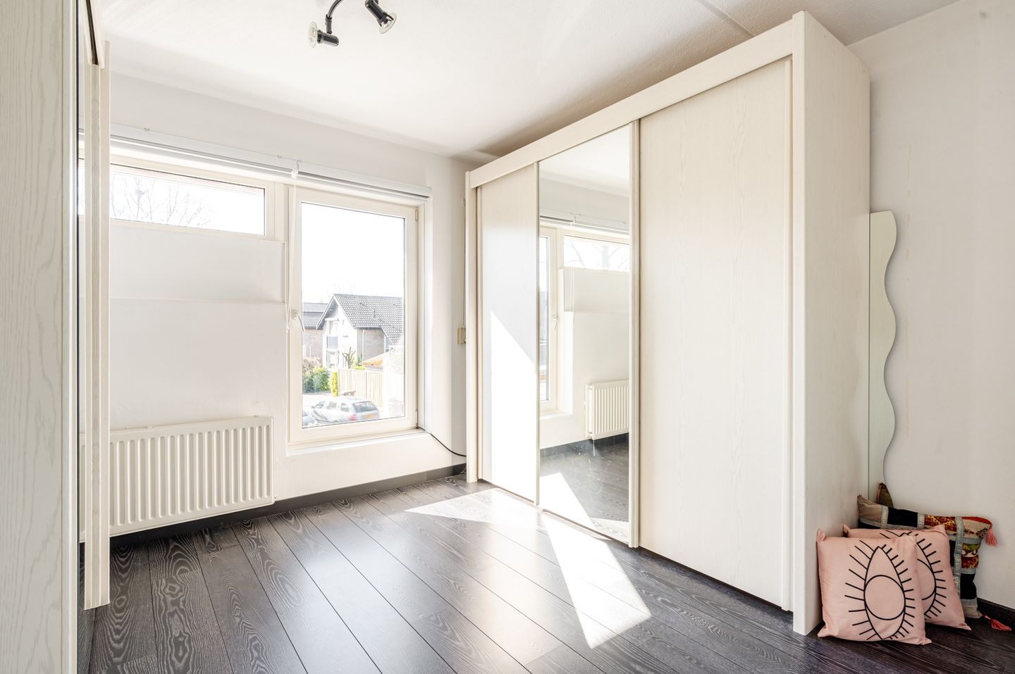 Photo 34 of Karveel 07 57