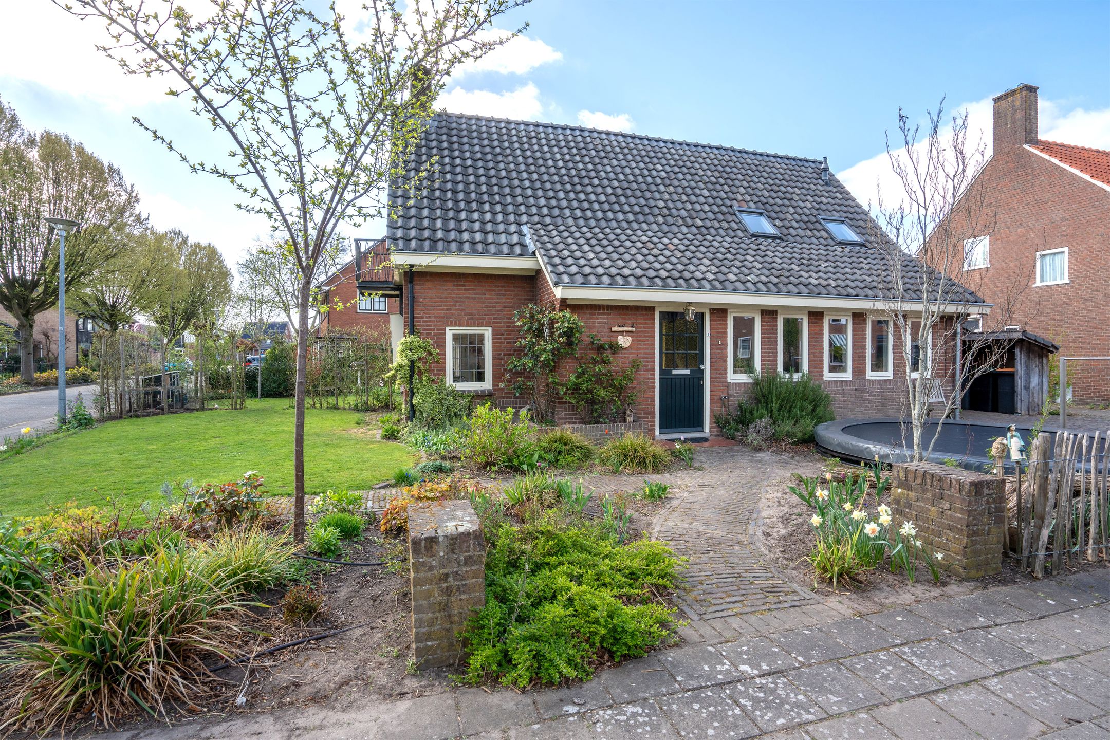 Foto 3 van Julianalaan 1