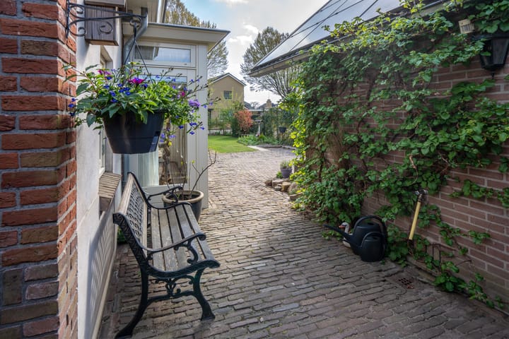 Photo 6 of Julianalaan 1