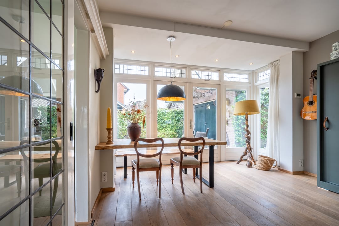 Foto 17 van Julianalaan 1